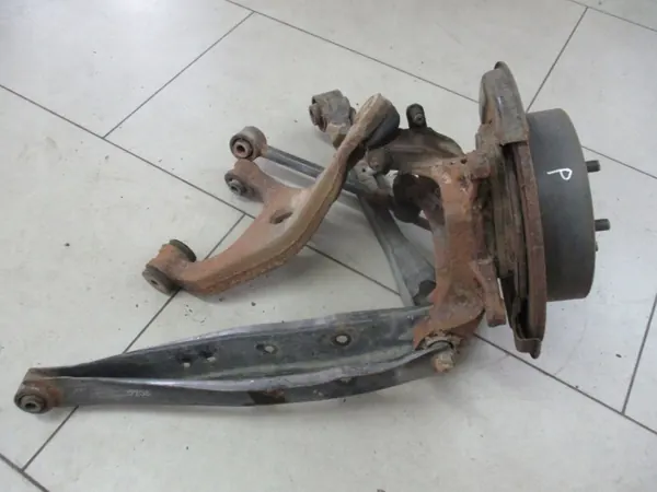 Subaru Legacy 09-14 V 2.0 D Hinterachsschwinge rechts image 2