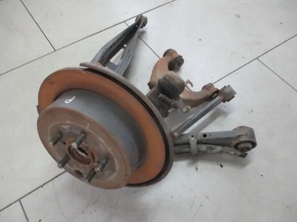 Subaru Legacy 09-14 V 2.0 D Hinterachsschwinge rechts image 3