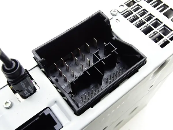 OEM 4G0035061N Radio-tuner för Audi Q7 3.0 TDI image 4