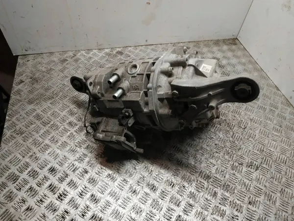 Achterdifferentieel Mitsubishi Outlander III Y61 2.0L Hybride image 2