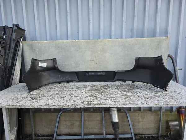 VW Tiguan 5N Bakstötfångare OEM 5N0807421G Begagnad image 5