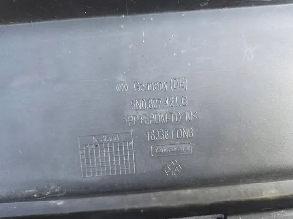 VW Tiguan 5N Bakstötfångare OEM 5N0807421G Begagnad image 6