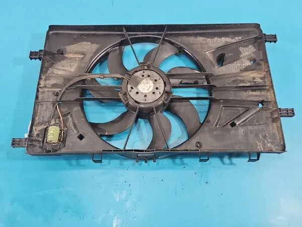 Radiatorventilator OEM 13267634 voor Opel Astra IV image 4