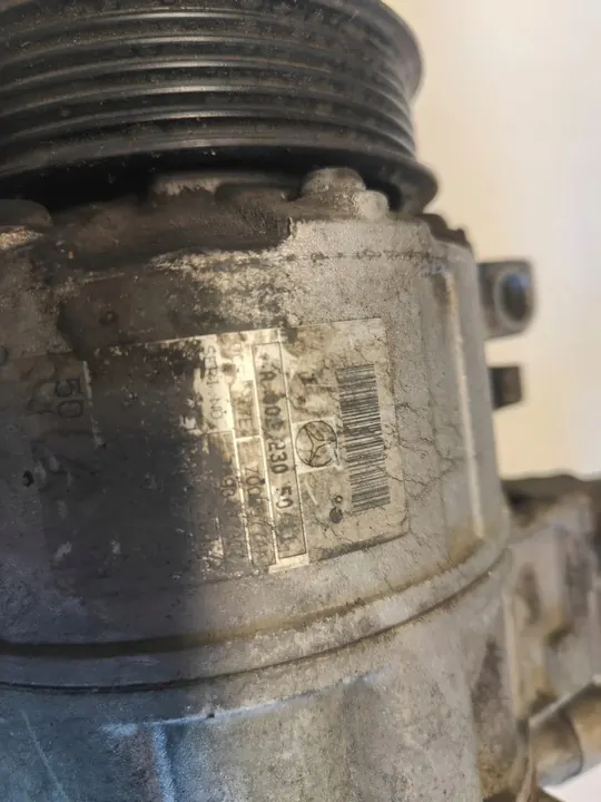 Ilmastointikompressori Mercedes W204 GLK X204 2.2 CDI A0022305011 image 2