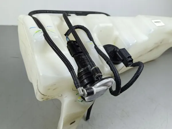 Reservatório de Lavagem Lincoln Corsair 2022 LJ7B17B613BC image 4