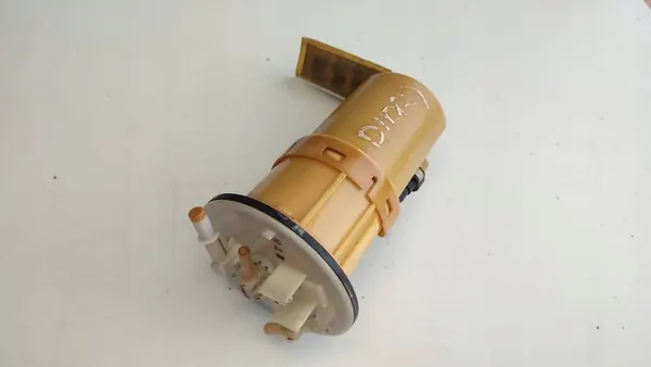 Bomba de combustible Mitsubishi Pajero 2002 MR990883 image 3