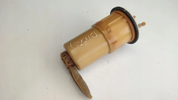 Bomba de combustible Mitsubishi Pajero 2002 MR990883 image 7