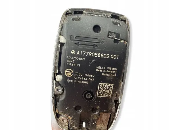 Télécommande Keyless Mercedes OEM A1779058802 image 7