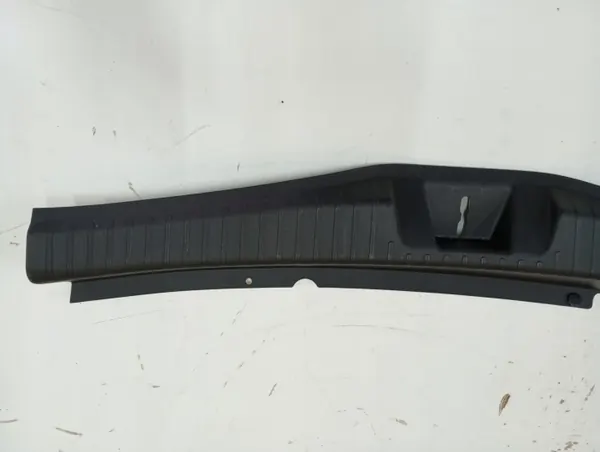 Dacia Jogger takavyön suojus OEM 849909482R image 2