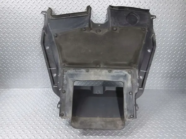 Moldura do capô Subaru Outback OEM 57253AL000 image 3