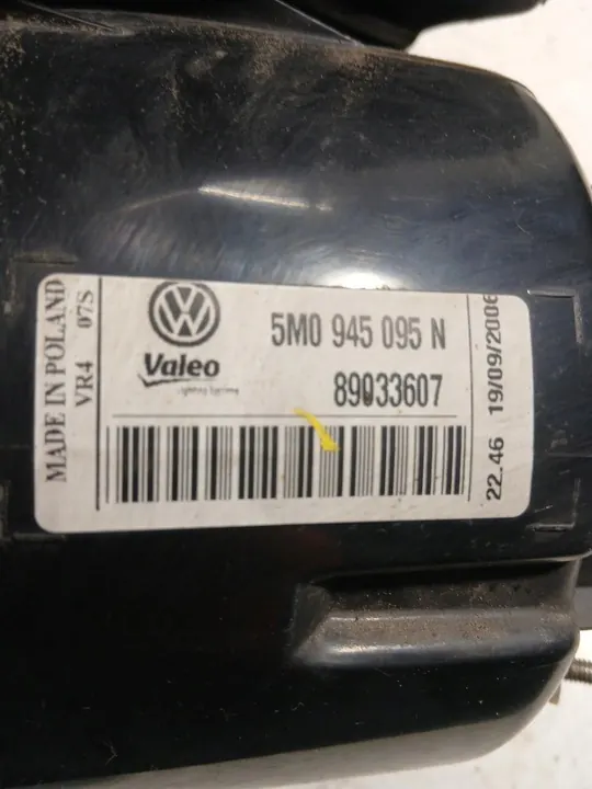 Luz Trasera Izquierda VW Golf V Plus image 4