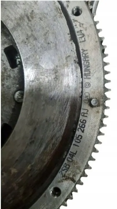 Volante de Dupla Massa VW T6 2.0 TDI 04L141015L image 2