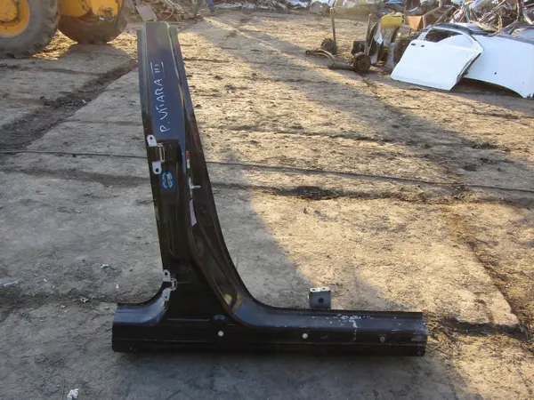 OEM PRÓG SŁUPEK VITARA III Estribo Derecho image 2
