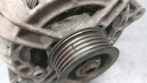 Vaihtovirtalähde Mitsubishi Space Star I 1.3B 98-02R 0124325008 image 2