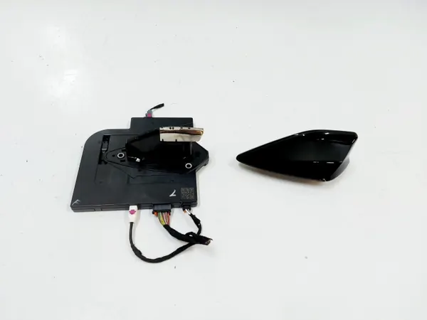 Antena de techo GPS OEM 9872252580 usado image 2