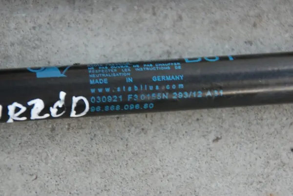 Motorhuv Liftstöd Citroen DS5 2012 image 2