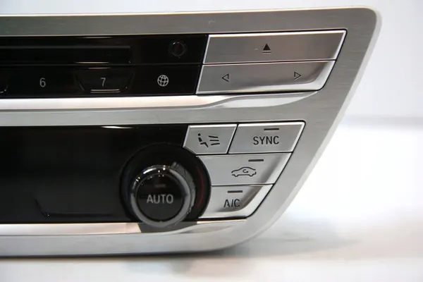 Ilmastointipaneeli BMW 7 G11 G12 OEM 64116993475 image 7