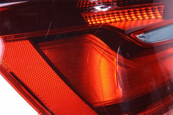 BMW F20 F21 Luz Trasera Izquierda LED 7241543 image 4