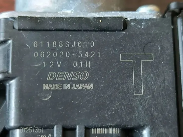 Régulateur manuel vitre avant gauche Subaru Forester OEM 61188SJ010 image 9