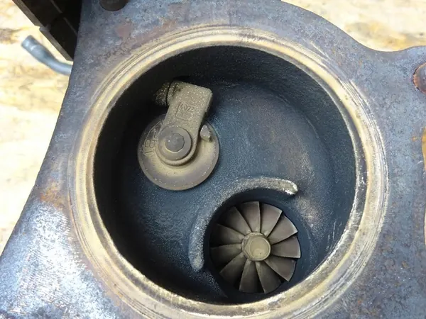 Turbokompressor AUDI A3 8P GOLF V EOS 2.0 TFSI 06F145701B image 6