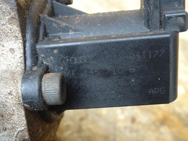 Turbokompressor AUDI A3 8P GOLF V EOS 2.0 TFSI 06F145701B image 9