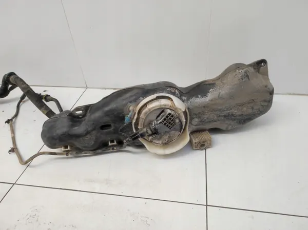 AdBlue-säiliö OEM 77800-60020 Toyota Land Cruiser 150:lle image 8