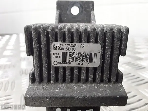 Relé Jaguar XF X250 2014 AV6112A343BA image 2