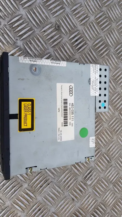 Trocador CD Audi A6 C6 OEM 4E0035111A - Usado image 4