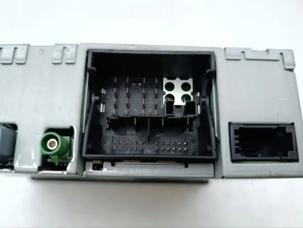 Audi DVD-vaihtaja OEM 4H0035664V A8 2011 image 9