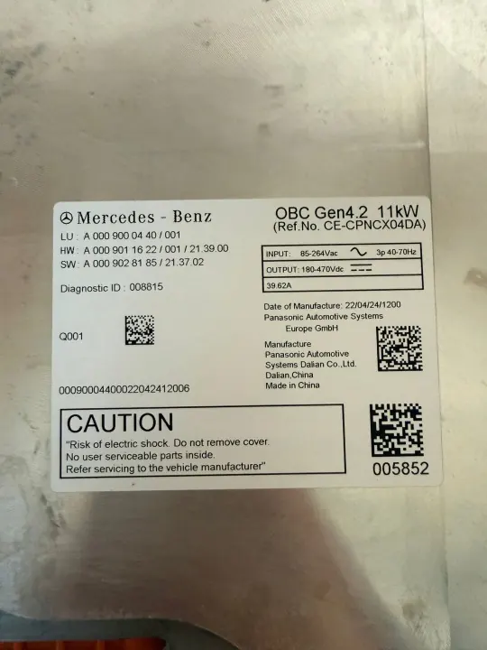 Convertidor de voltaje Mercedes-Benz EQE V295 OEM A0009000440 image 5