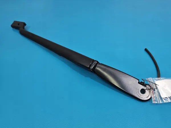 Brazo limpiaparabrisas izquierdo OEM W000083002 Peugeot 508 II image 2