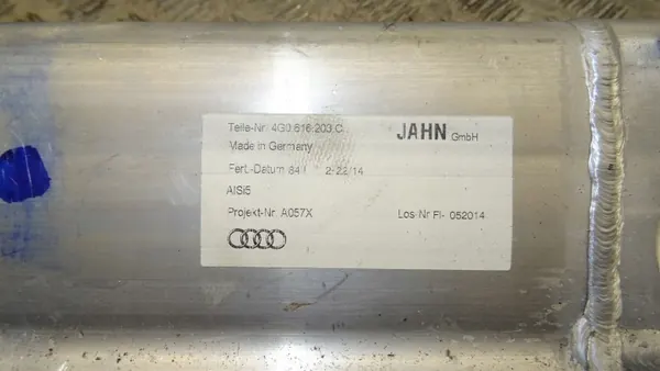 Réservoir Pression Air Audi A6 C7 A7 OEM 4G0616203C image 3
