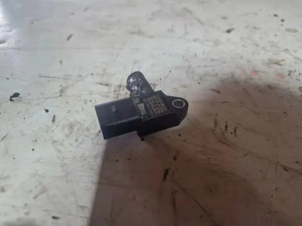 MAP-sensor OEM 04L906051B för VW Golf VII 2.0L Diesel image 2