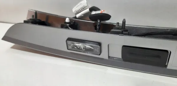 Ruban d'éclairage tableau de bord Peugeot 2008 II OEM 9828080180 image 7