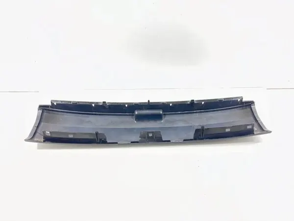 Peugeot 3008 Bakluckstrim OEM 9683146380 - Begagnad image 3