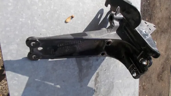 Attrape de cabine Wabco OEM 81.41720.3147 Côté gauche image 3