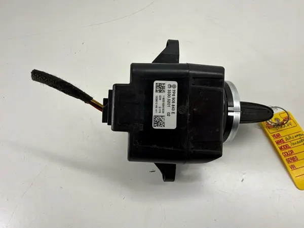 Contacteur d'allumage OEM 7P6905843E pour VW Touareg II image 6