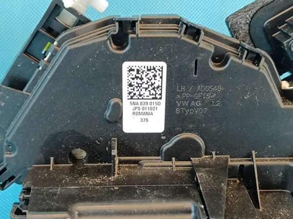 Volkswagen OE Dörrlås Vänster Bak 5NA839015D image 9