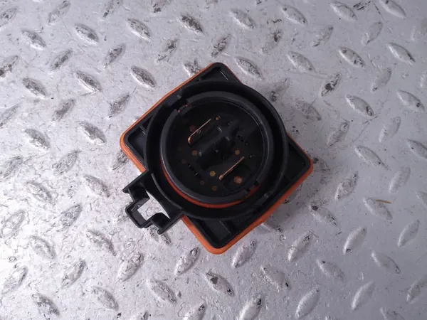 Begagnad pyroteknisk klämma OEM 20997056 Chevrolet Volt image 3