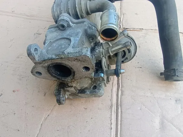 EGR-venttiili jäähdyttimellä VW Audi 2.0 TDI image 4