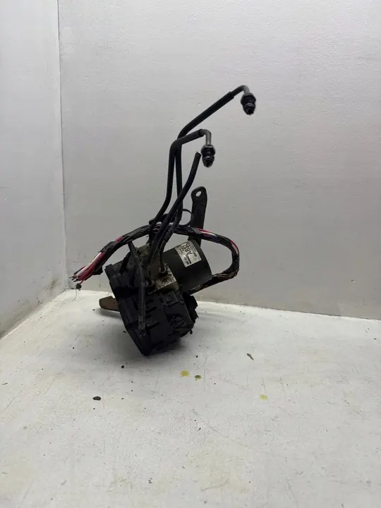 HYUNDAI I10 I 1.1 B BOMBA ABS ENCHUFE 58910-0X500 image 2