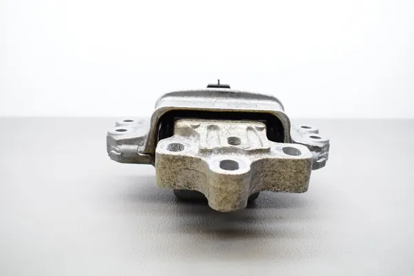 Soporte de motor izquierdo AUDI Q3 5N0199555L image 8