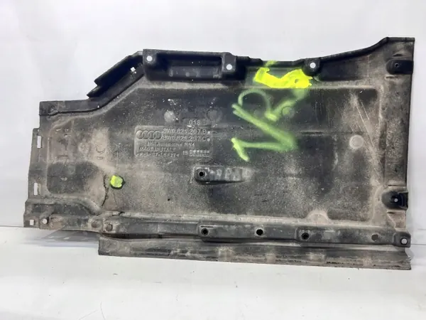 Vänster underredessköld OEM 8W0825207B för Audi A4 B9 image 2