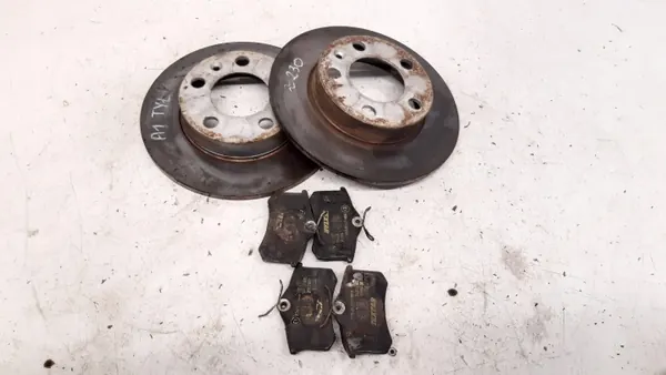 Pastilhas e discos travão traseiro Textar Audi A1 OEM image 2