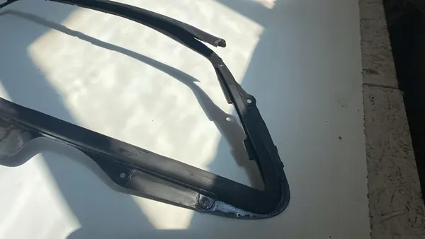 Cadre de phare droit Mercedes W203 W204 A2048261091 image 5