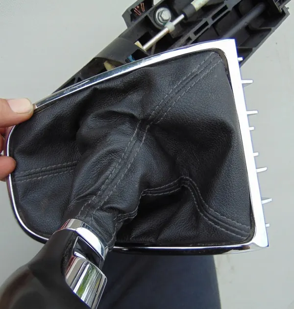 Manuaalivaihteiston valitsin Opel Astra IV J 1.7CDTI image 10