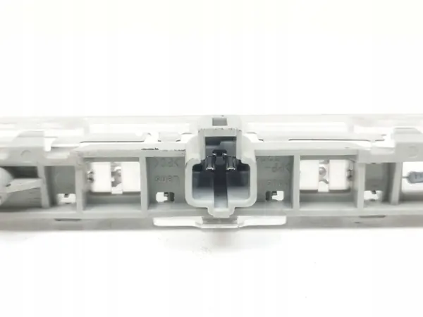 Luz de freio traseira Toyota Verso-S 2012 MTL30939 image 3