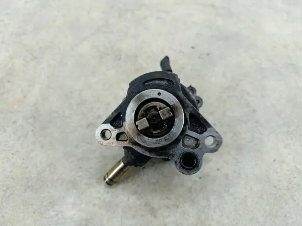 Bomba de vacío DENSO para Toyota Avensis II 2.0 D-4D image 2