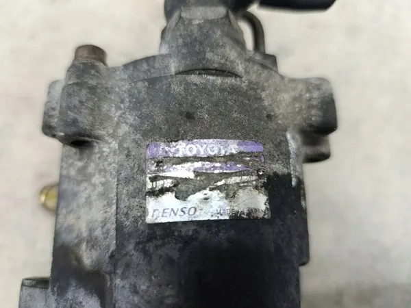 Bomba de vacío DENSO para Toyota Avensis II 2.0 D-4D image 7