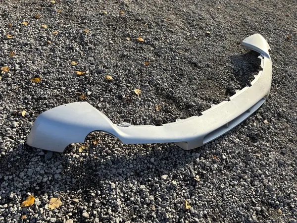 Audi Q7 Framskärmsspoiler 4L0807061A image 2